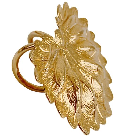 Vintage 1970s Gold Tone Leaf Scarf Slide Retro Botanical Jewelry - Picture 2 of 9